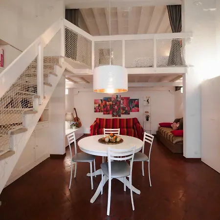 Lisa Loft Apartment
